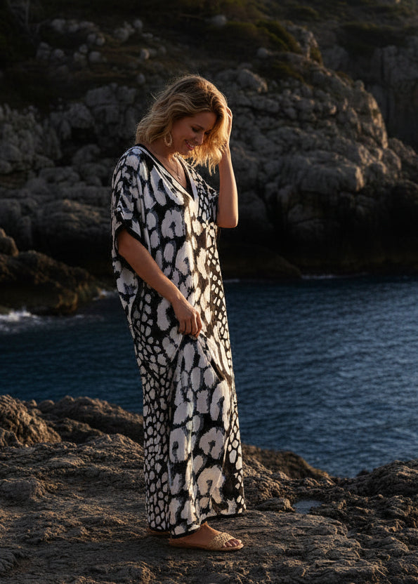 Graphic Cat V Neck Kaftan-Zeemara