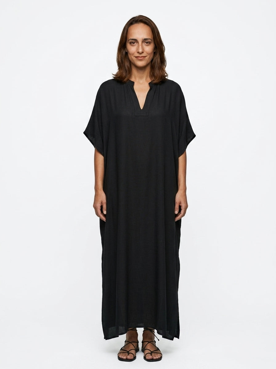 tunic kaftan — On Model - Neutral | Generated by Modelize